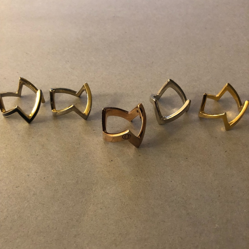 House of Harlow 1960 zig zag stack rings